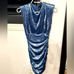 GUESS VELVET DRESS -STUNNING